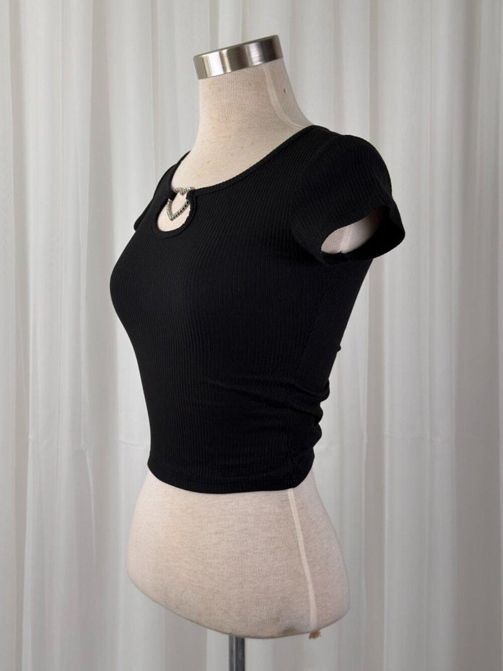 Heart Cutout Rhinestone Ribbed Crop Top Coquette Y2K Black Soft Girl Womens S - Picture 3 of 6